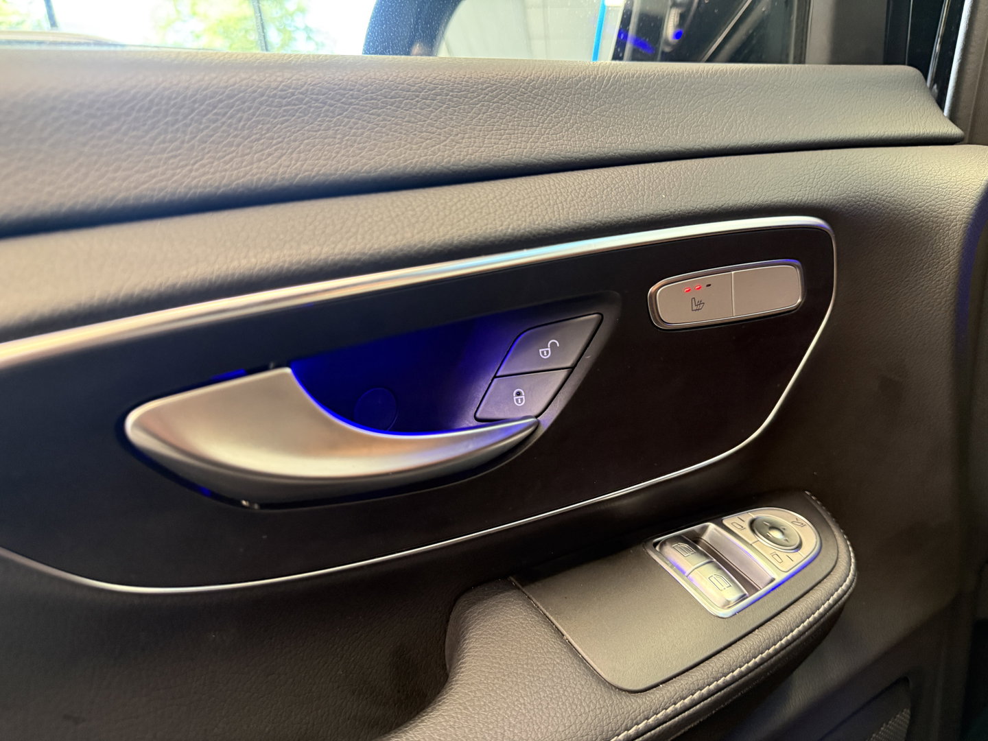 Mercedes-Benz V-Klasse 300d Extra Lang DC Avantgarde Edition Maxton Design Pakket AMG