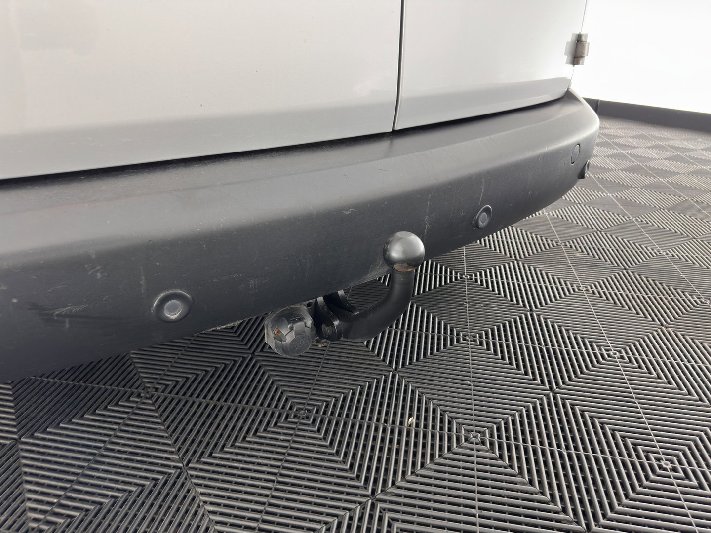 Volkswagen Caddy 1.6 TDI BMT *AIRCO | CRUISE | PDC | TOWBAR | LOWERED | COMFORTSEATS | RADIO-CD | 17''ALU*