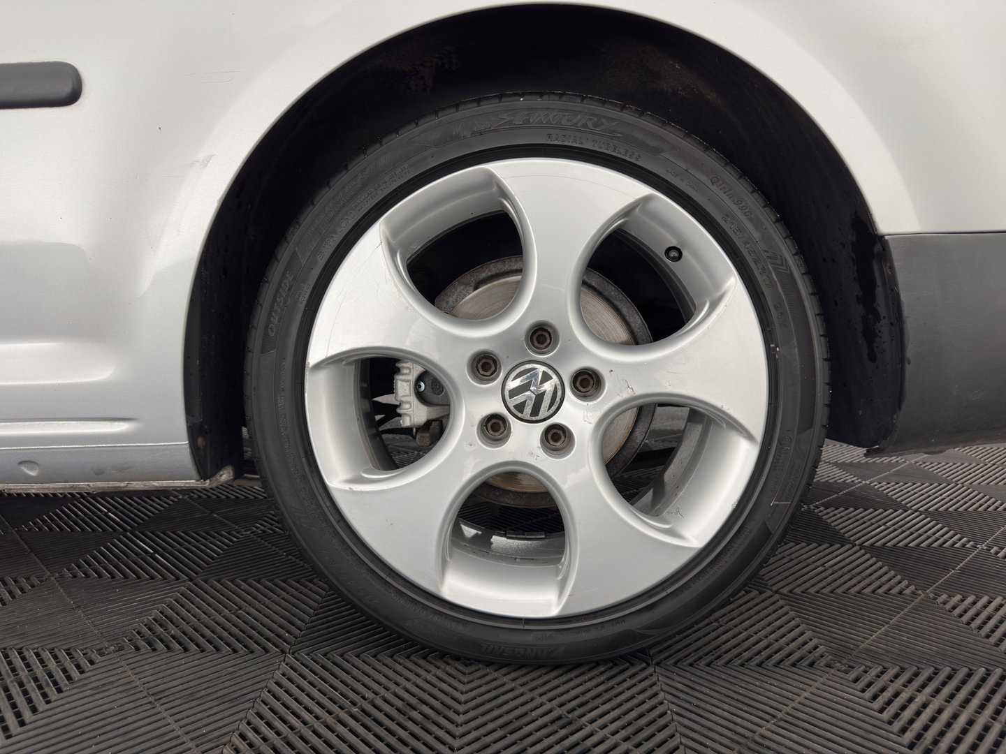 Volkswagen Caddy 1.6 TDI BMT *AIRCO | CRUISE | PDC | TOWBAR | LOWERED | COMFORTSEATS | RADIO-CD | 17''ALU*