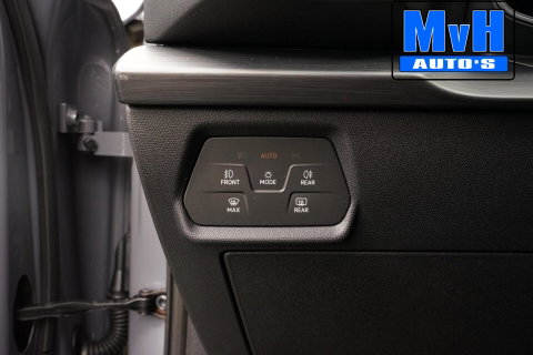 CUPRA Formentor 1.4 e-Hybrid|KUIPSTOEL|PANO|STOEL/STUUR.VERW