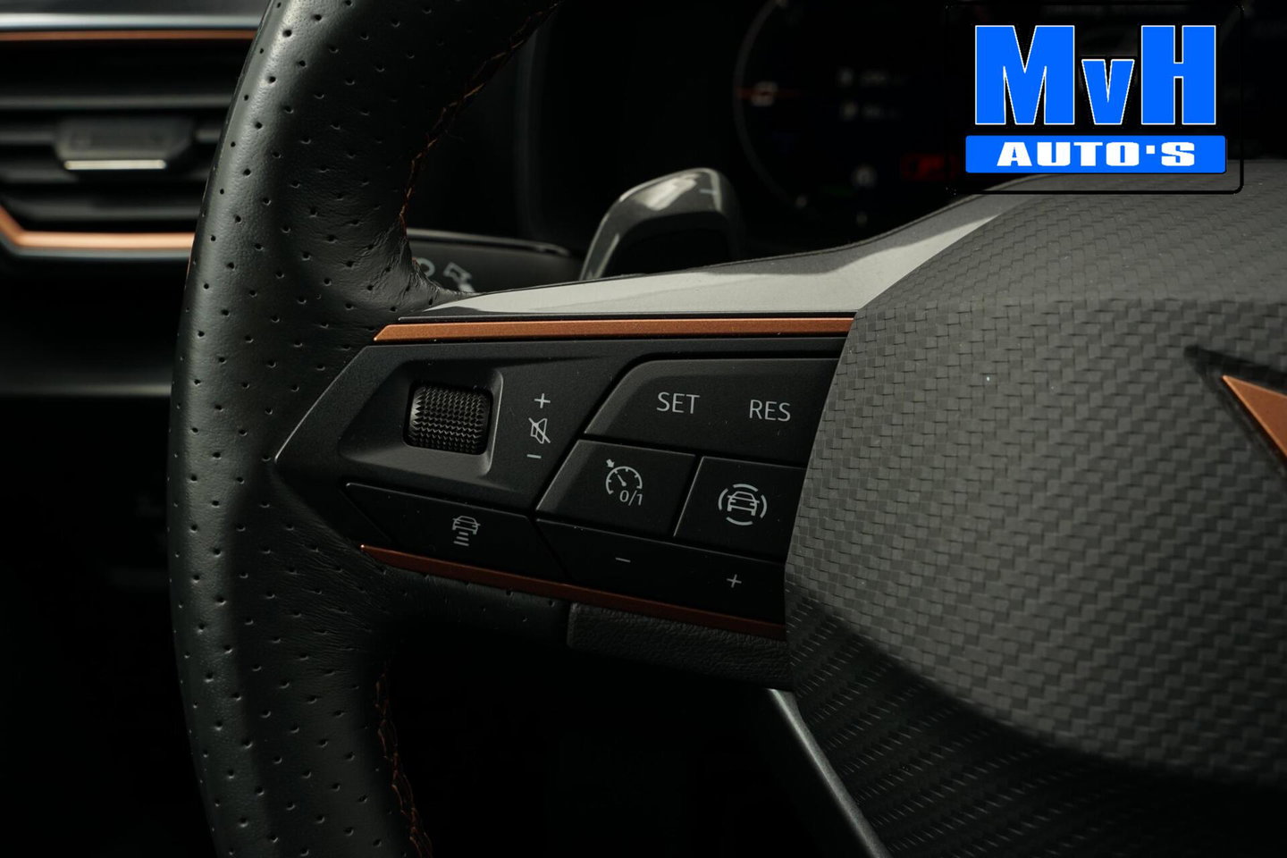 CUPRA Formentor 1.4 e-Hybrid|KUIPSTOEL|PANO|STOEL/STUUR.VERW