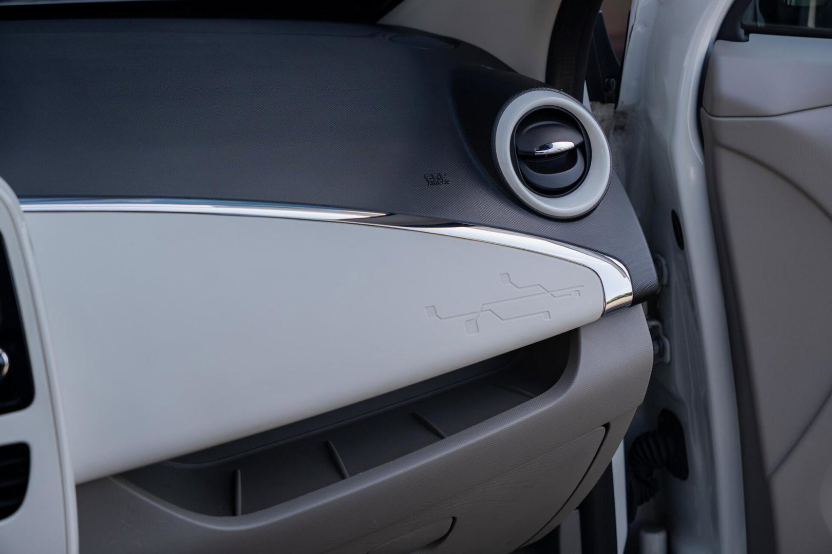 Renault ZOE Q210 Intens Quickcharge 22 kWh | incl. Accu | Clima | PDC | Navi | Cruise | Keyless |