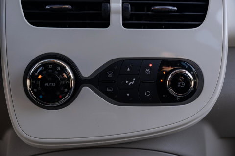 Renault ZOE Q210 Intens Quickcharge 22 kWh | incl. Accu | Clima | PDC | Navi | Cruise | Keyless |