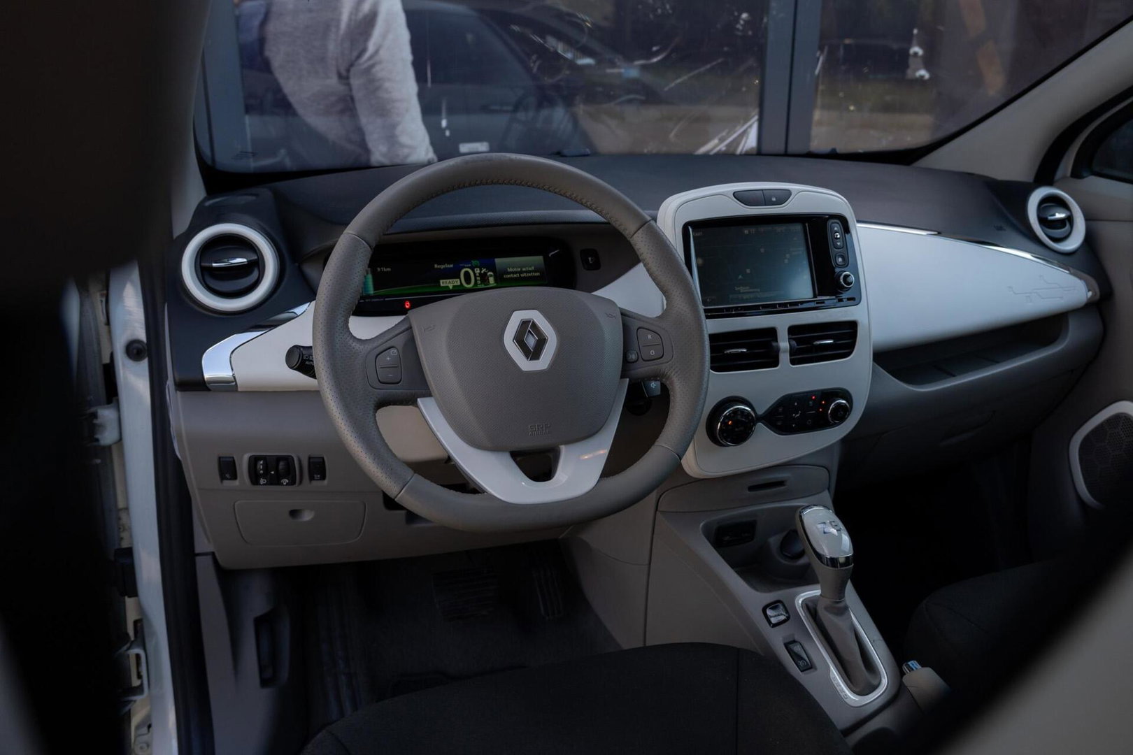 Renault ZOE Q210 Intens Quickcharge 22 kWh | incl. Accu | Clima | PDC | Navi | Cruise | Keyless |