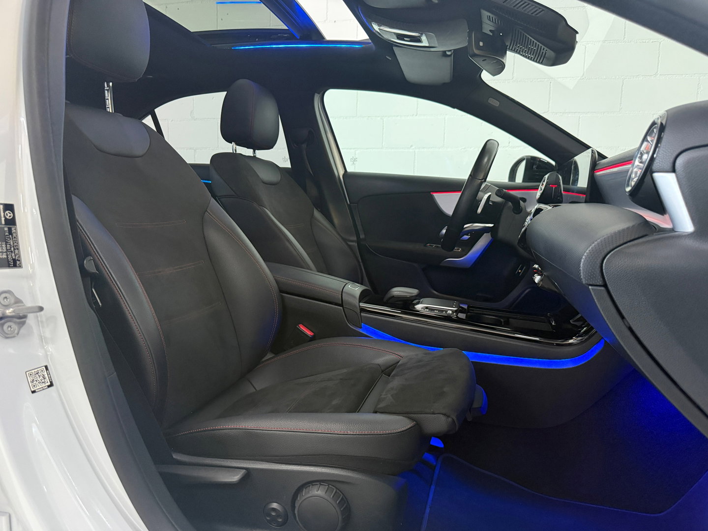 Mercedes-Benz A-Klasse 250 Premium Plus*Pano*Sfeer*Dodehoek*Camera*