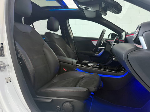 Mercedes-Benz A-Klasse 250 Premium Plus*Pano*Sfeer*Dodehoek*Camera*