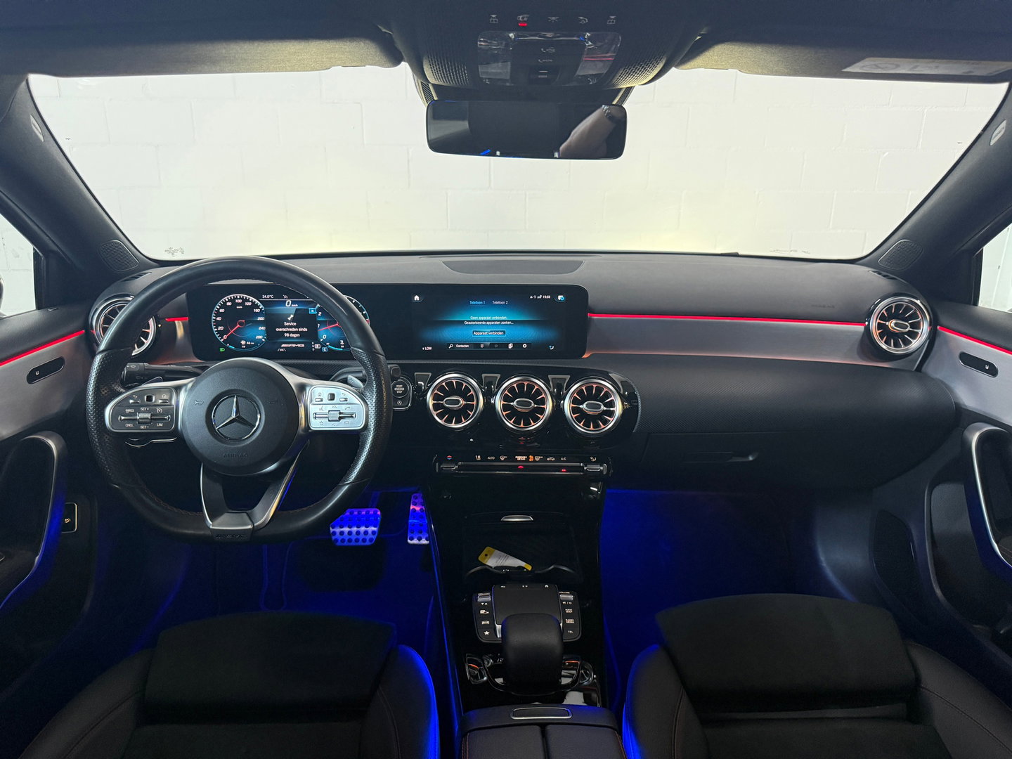 Mercedes-Benz A-Klasse 250 Premium Plus*Pano*Sfeer*Dodehoek*Camera*