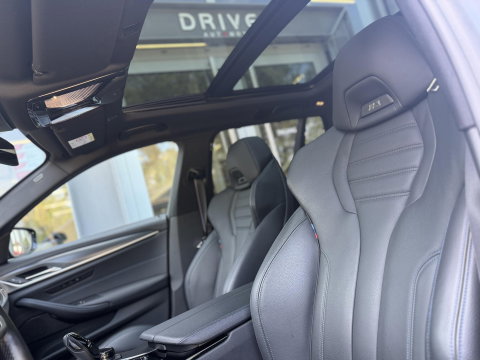 BMW 5 Serie Touring 530e xDrive High Ex. M-Sport |Pano|M-Seats|HUD|Laser|Trekhaak|19"