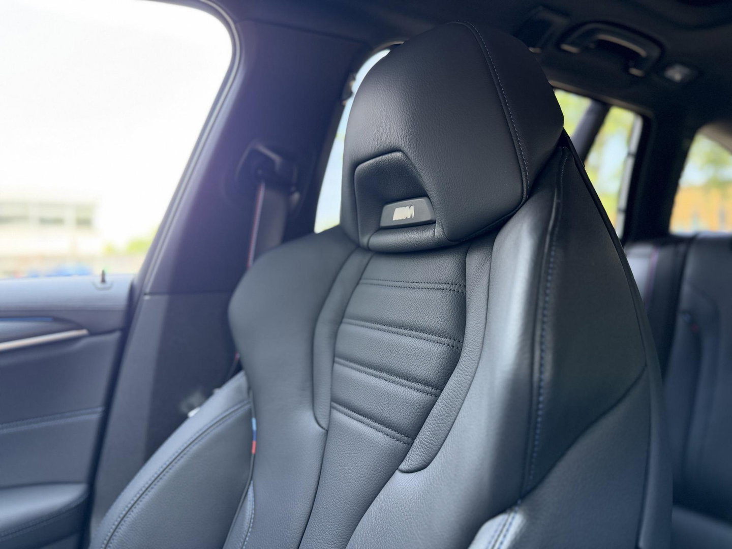 BMW 5 Serie Touring 530e xDrive High Ex. M-Sport |Pano|M-Seats|HUD|Laser|Trekhaak|19"