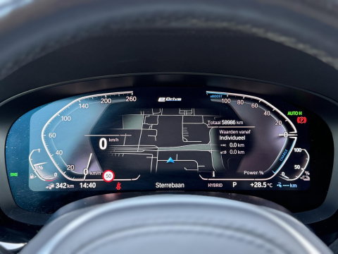 BMW 5 Serie Touring 530e xDrive High Ex. M-Sport |Pano|M-Seats|HUD|Laser|Trekhaak|19"