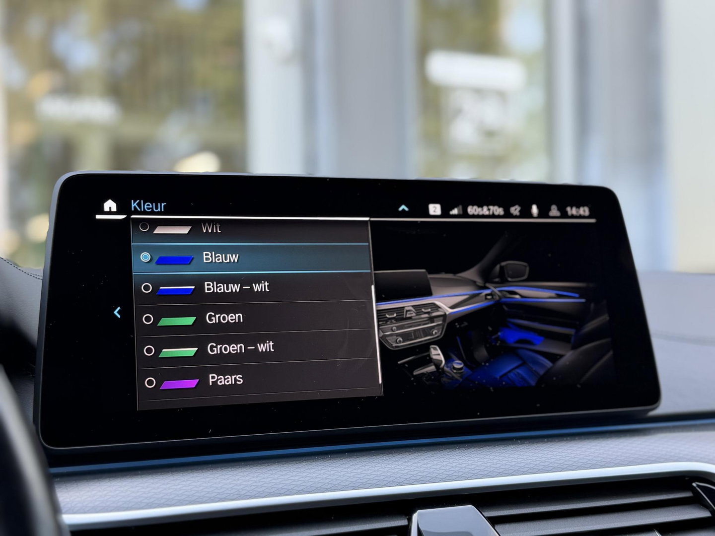 BMW 5 Serie Touring 530e xDrive High Ex. M-Sport |Pano|M-Seats|HUD|Laser|Trekhaak|19"