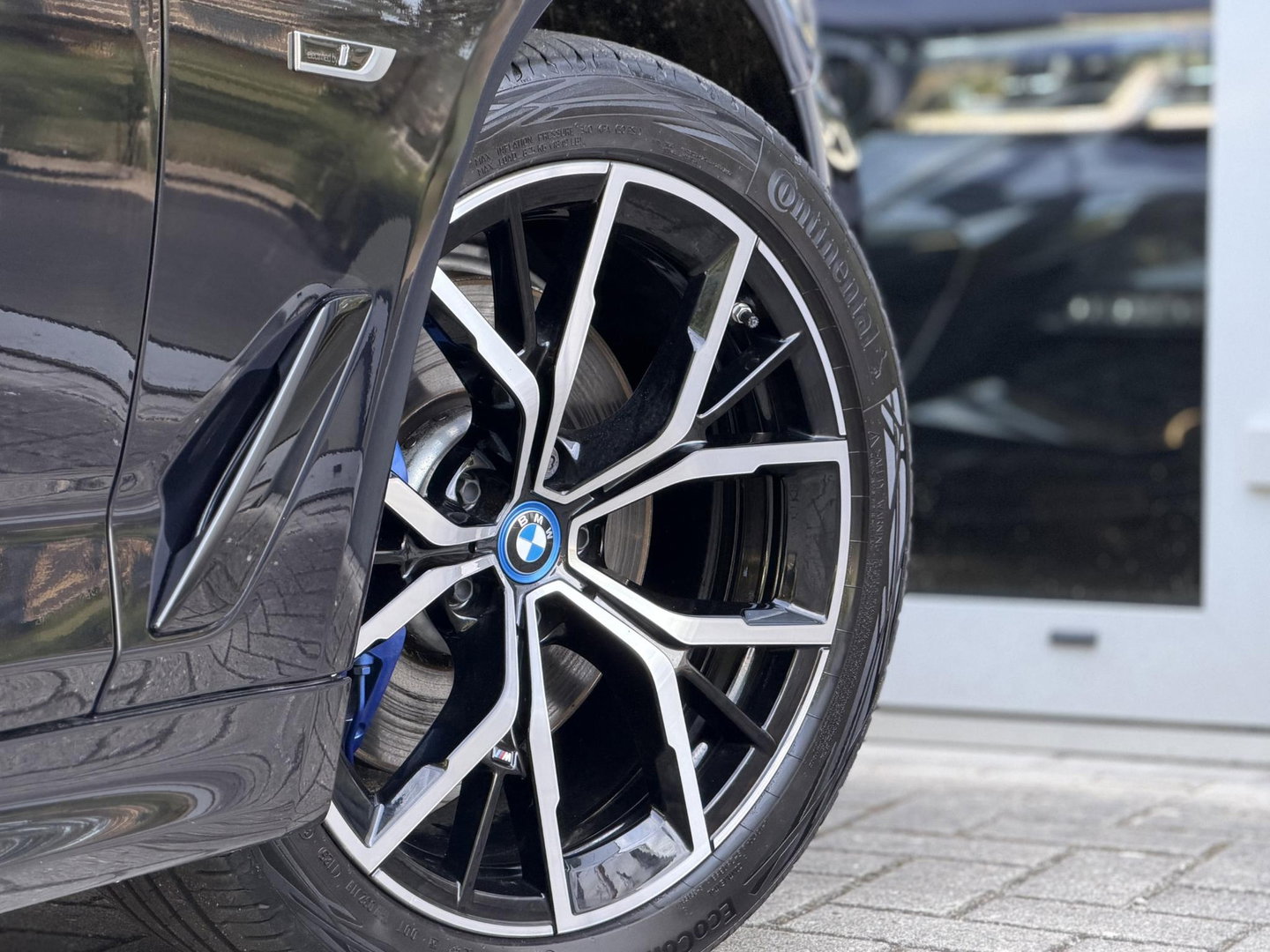 BMW 5 Serie Touring 530e xDrive High Ex. M-Sport |Pano|M-Seats|HUD|Laser|Trekhaak|19"