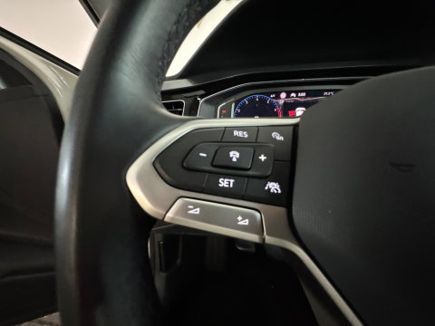Volkswagen Taigo 1.5 TSI R-Line Beats|Sfeer|Camera|CarPlay