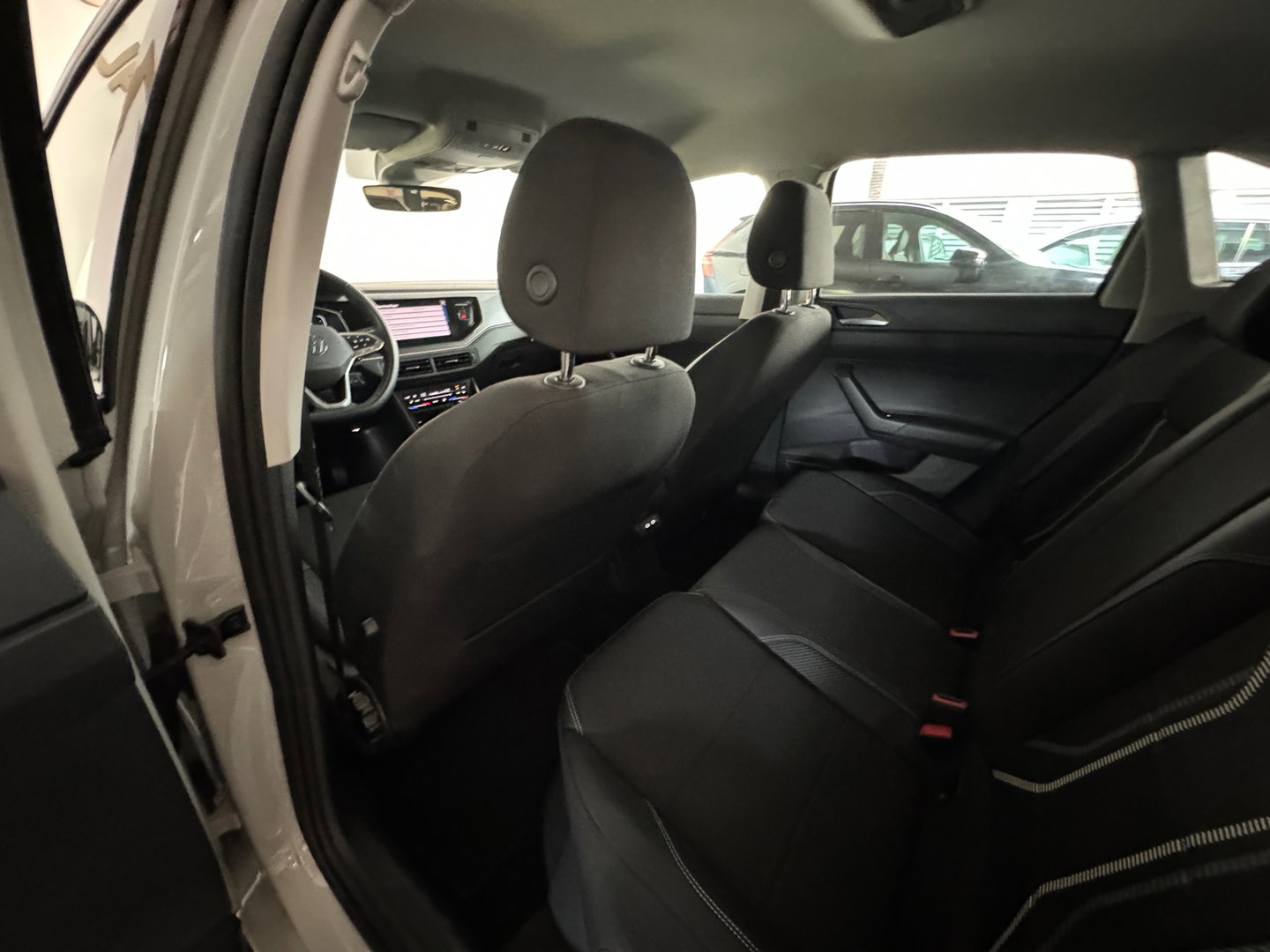 Volkswagen Taigo 1.5 TSI R-Line Beats|Sfeer|Camera|CarPlay