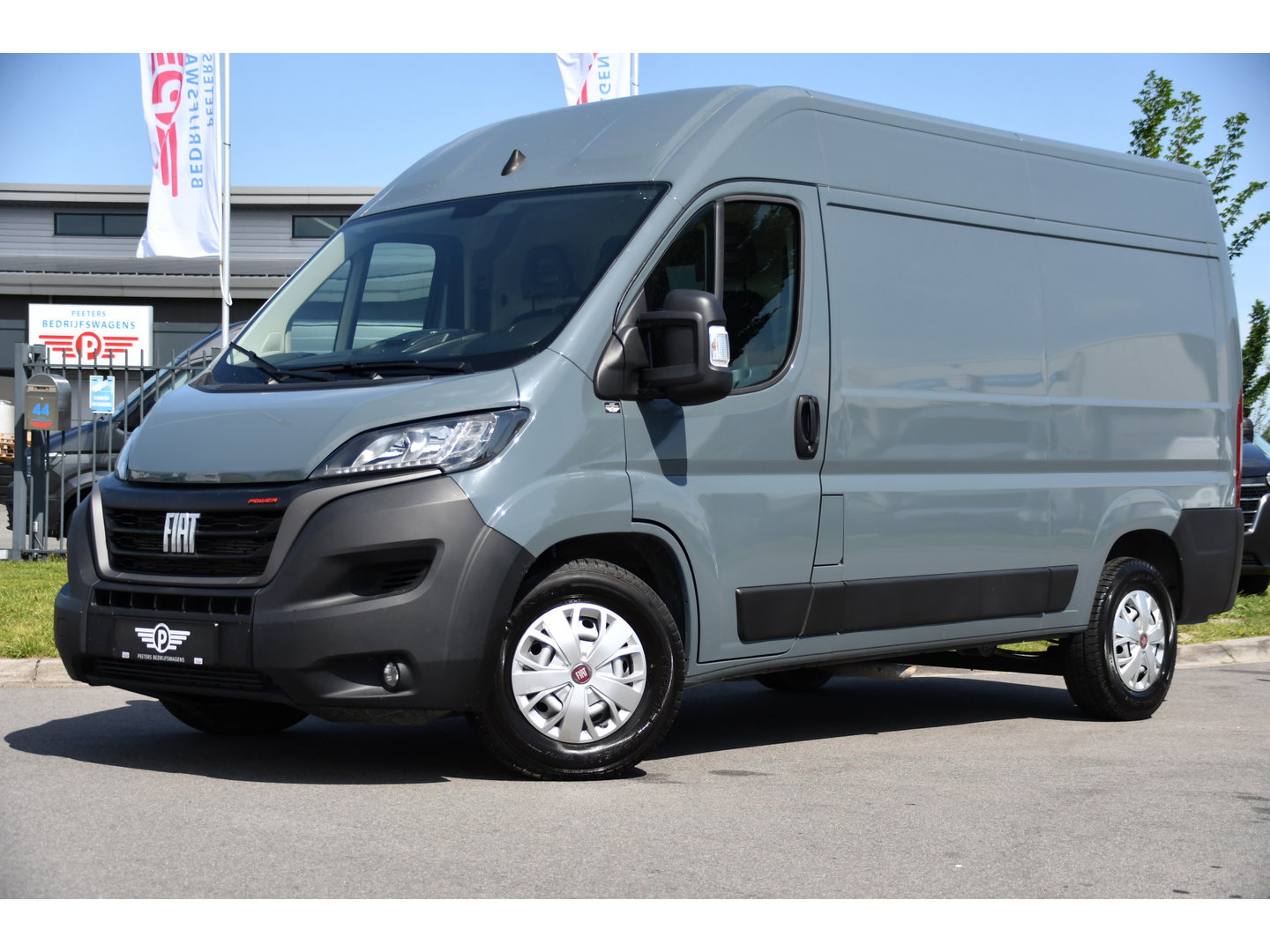 Fiat Ducato 35 2.2 MultiJet L2H2 PB Edition Camera, Cruise, Carplay, 180pk, LED, Automaat, Trekhaak, Clima, Standkachel, multimedia, Uniek!
