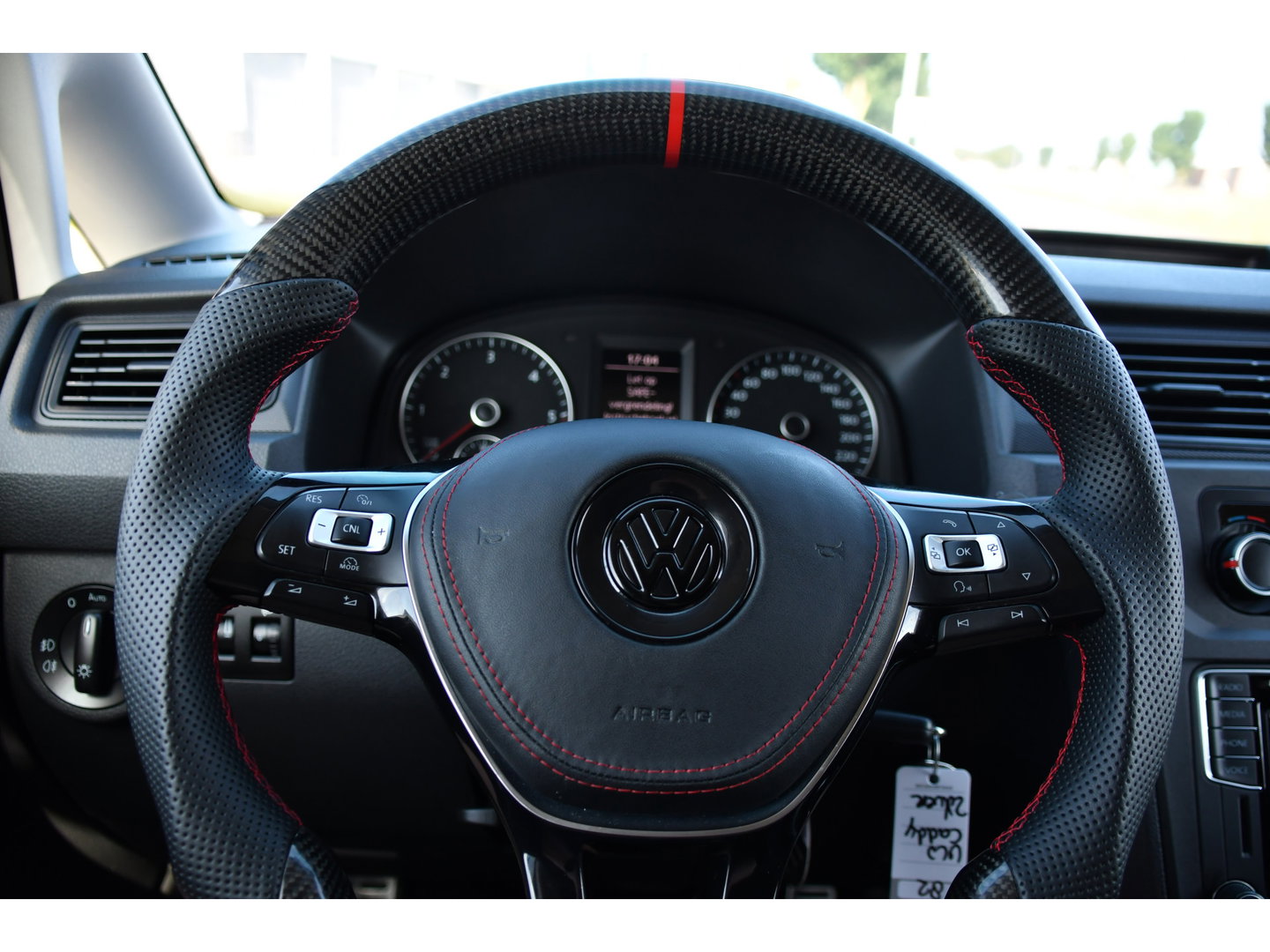 Volkswagen Caddy 2.0 TDI L2H1 BMT Maxi Exclusive PB Edition Cruise, Camera, Carplay, Automaat, 185pk, Alcantara, Sport stoelen, Carbon, Multimedia, Uniek!