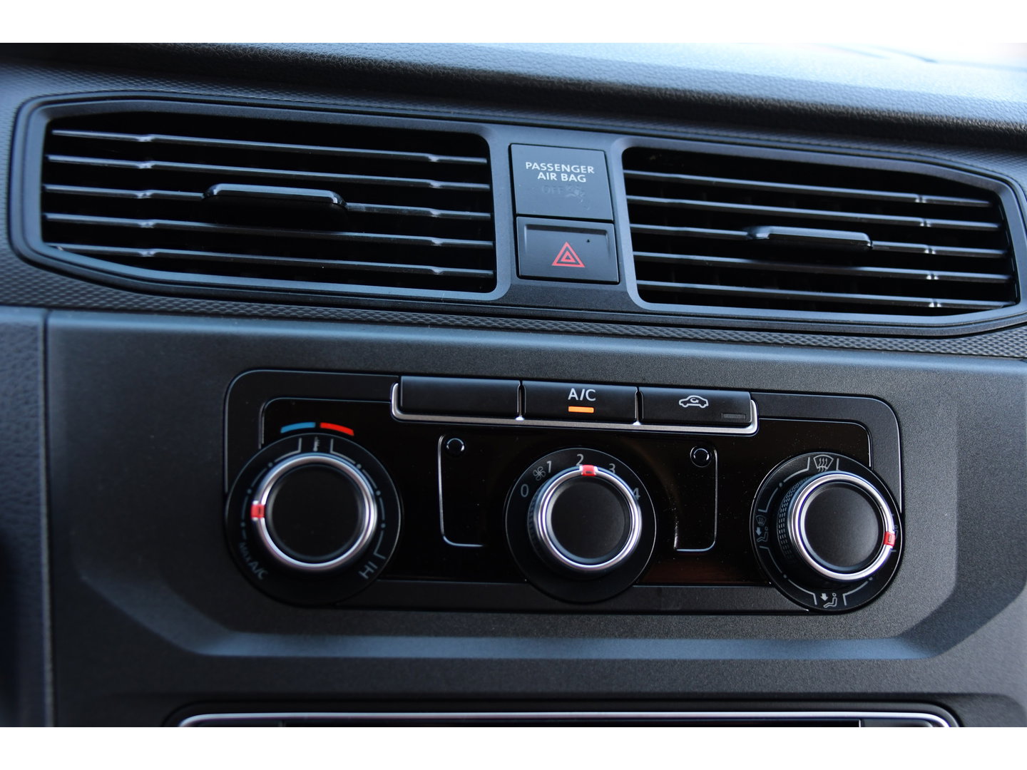 Volkswagen Caddy 2.0 TDI L2H1 BMT Maxi Exclusive PB Edition Cruise, Camera, Carplay, Automaat, 185pk, Alcantara, Sport stoelen, Carbon, Multimedia, Uniek!