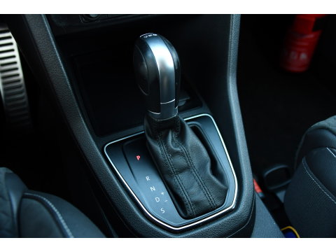 Volkswagen Caddy 2.0 TDI L2H1 BMT Maxi Exclusive PB Edition Cruise, Camera, Carplay, Automaat, 185pk, Alcantara, Sport stoelen, Carbon, Multimedia, Uniek!