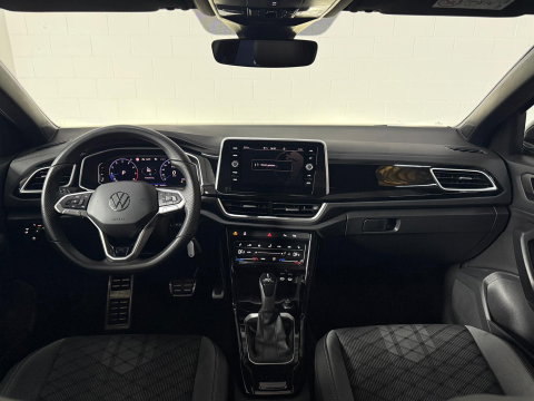 Volkswagen T-Roc 1.5 T-roc*Pano*Camera*Lage KM*