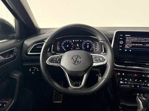 Volkswagen T-Roc 1.5 T-roc*Pano*Camera*Lage KM*