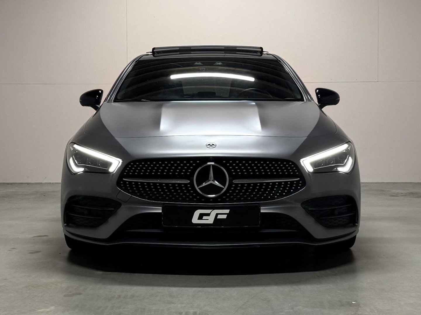 Mercedes-Benz CLA Shooting Brake 200 AMG Magno Grey Matt Pano 360°