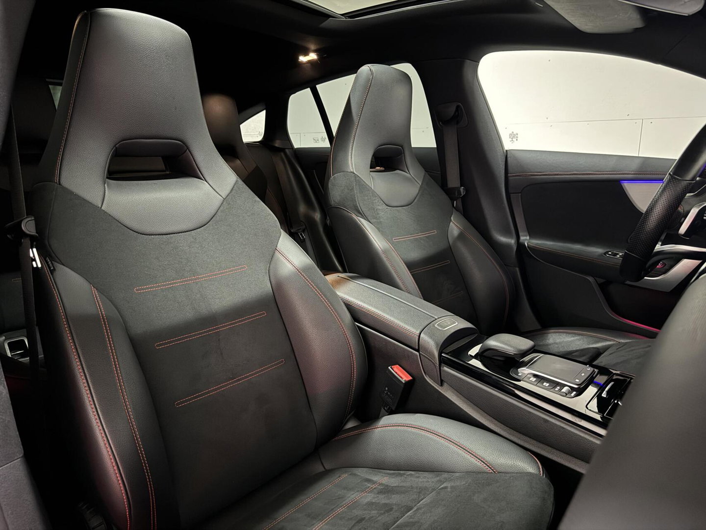 Mercedes-Benz CLA Shooting Brake 200 AMG Magno Grey Matt Pano 360°
