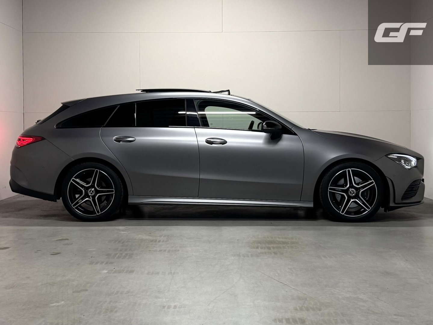 Mercedes-Benz CLA Shooting Brake 200 AMG Magno Grey Matt Pano 360°
