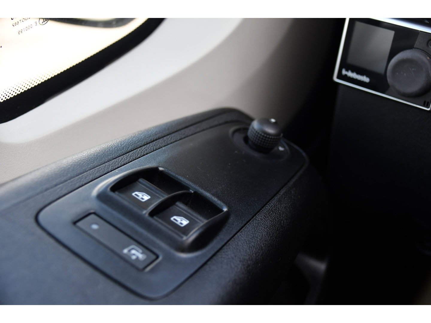 Fiat Ducato 35 2.2 MultiJet L2H2 PB Edition Camera, Cruise, Carplay, 180pk, LED, Automaat, Trekhaak, Clima, Standkachel, multimedia, Uniek!