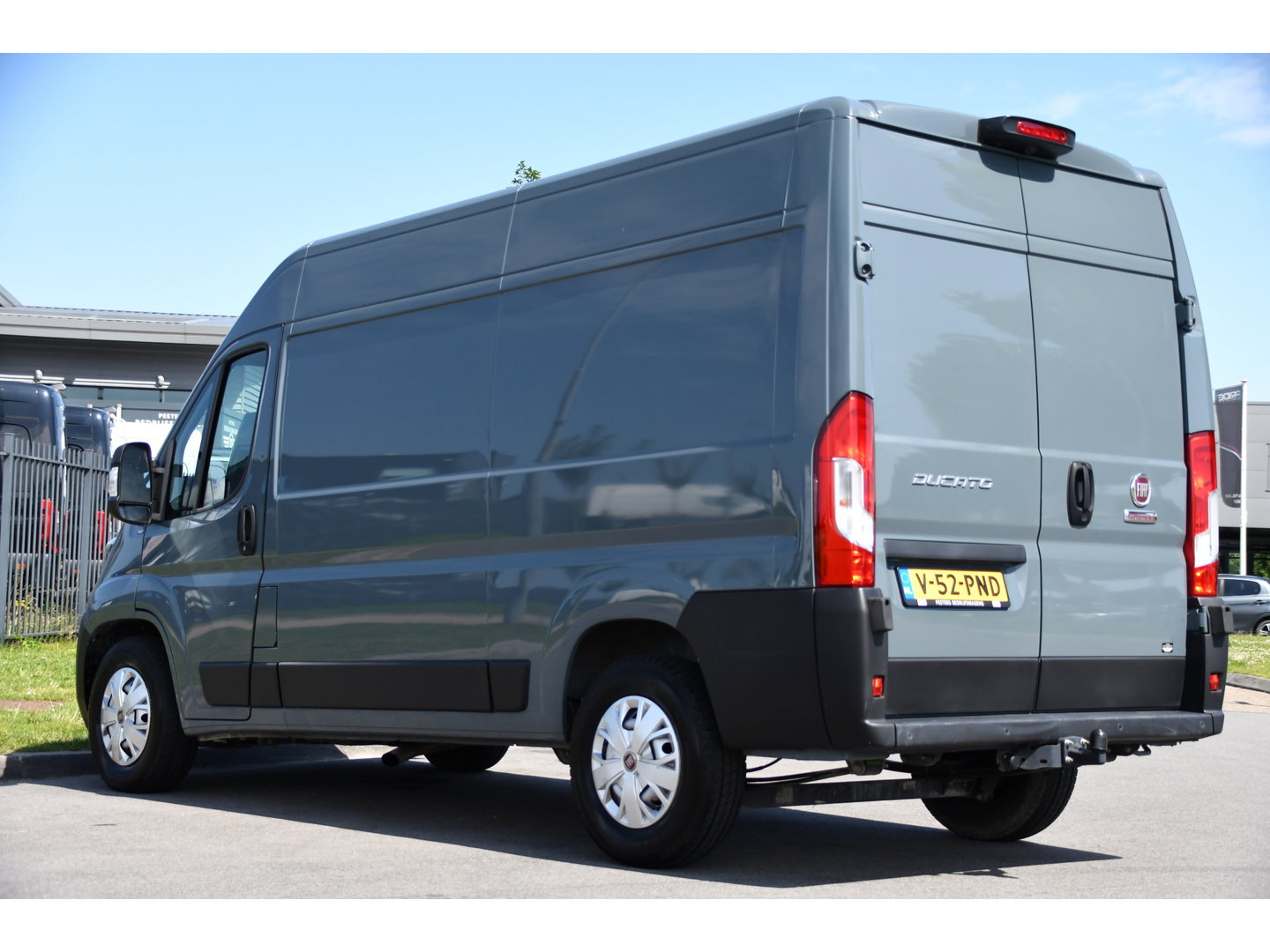 Fiat Ducato 35 2.2 MultiJet L2H2 PB Edition Camera, Cruise, Carplay, 180pk, LED, Automaat, Trekhaak, Clima, Standkachel, multimedia, Uniek!