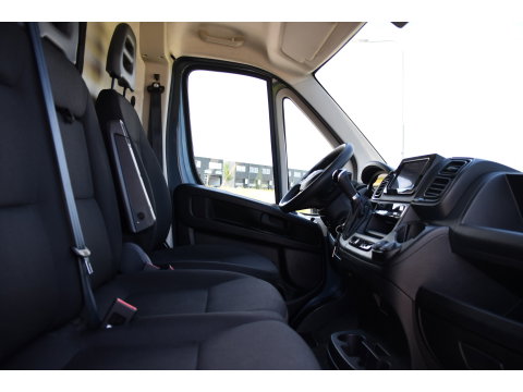 Fiat Ducato 35 2.2 MultiJet L2H2 PB Edition Camera, Cruise, Carplay, 180pk, LED, Automaat, Trekhaak, Clima, Standkachel, multimedia, Uniek!