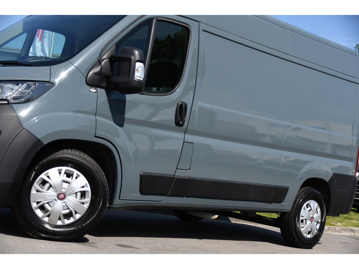 Fiat Ducato 35 2.2 MultiJet L2H2 PB Edition Camera, Cruise, Carplay, 180pk, LED, Automaat, Trekhaak, Clima, Standkachel, multimedia, Uniek!