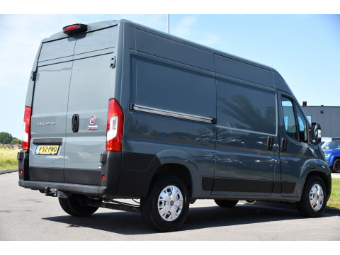 Fiat Ducato 35 2.2 MultiJet L2H2 PB Edition Camera, Cruise, Carplay, 180pk, LED, Automaat, Trekhaak, Clima, Standkachel, multimedia, Uniek!
