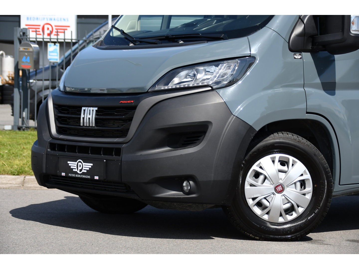 Fiat Ducato 35 2.2 MultiJet L2H2 PB Edition Camera, Cruise, Carplay, 180pk, LED, Automaat, Trekhaak, Clima, Standkachel, multimedia, Uniek!
