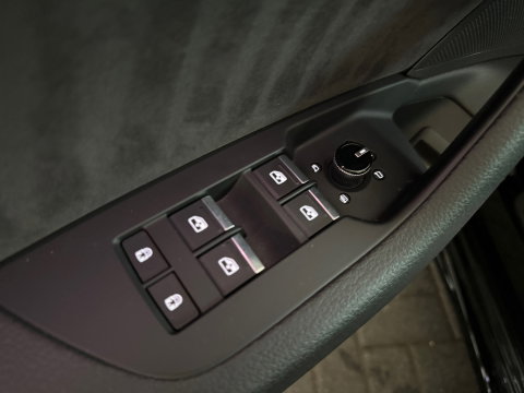 Audi A6 Limousine 50 TFSI e quattro S Line Pano|B&O|Maxton