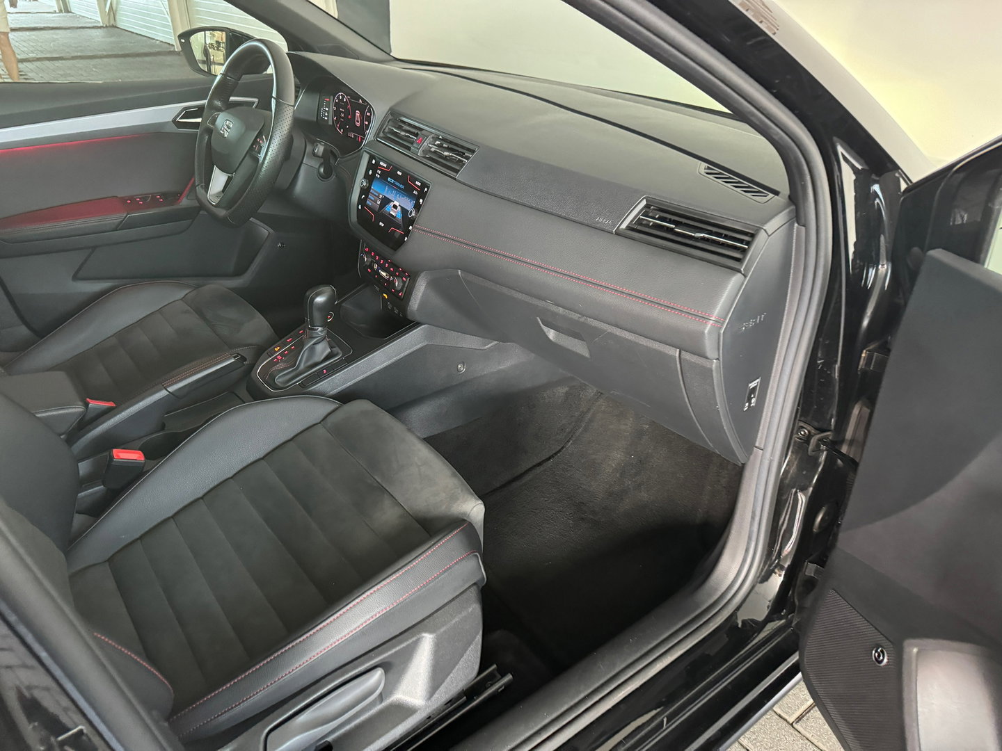 SEAT Ibiza 1.0 TSI FR Business Intense Pano|Beats|Keyless