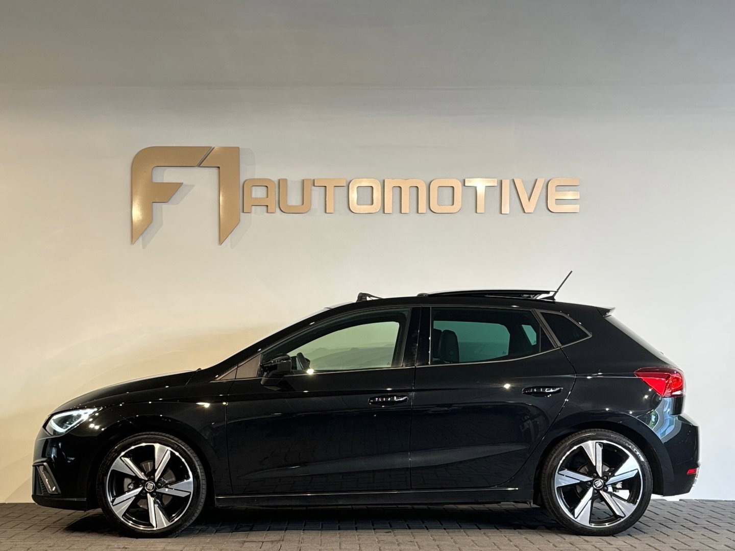SEAT Ibiza 1.0 TSI FR Business Intense Pano|Beats|Keyless