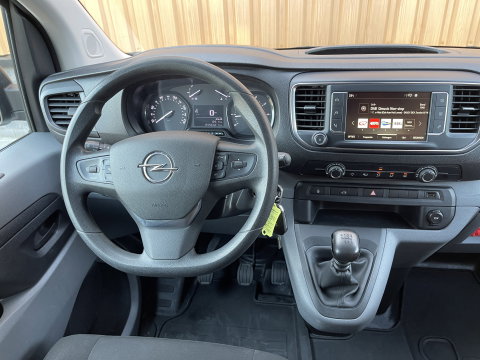Opel Vivaro 2.0 CDTI L3H1 Edition | Trekhaak | Dubbele Schuifdeur | Cruise Control | Achteruitrijcamera | Apple Carplay | Parkeersensoren Achter | Airconditioning |