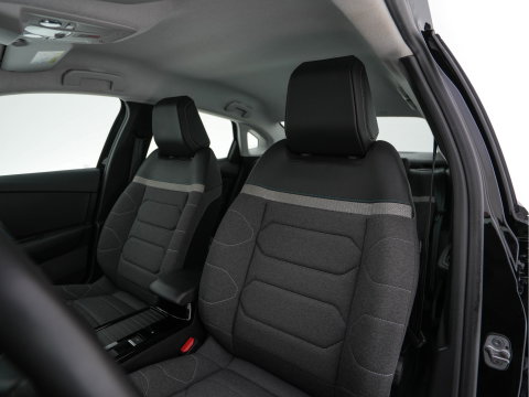 Citroën Ë-C4 X Feel Pack 50 kWh [ 3-Fase-11Kw ] {SOH-91%} (INCL-BTW) *HEATPUMP | FULL-LED | LEATHER-FABRIC | DIGI-COCKPIT | DAB | COMFORTSEATS | CAMERA | ECC | CARPLAY | LANE-ASSIST | PDC | CRUISE | 18''ALU*