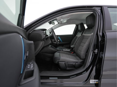 Citroën Ë-C4 X Feel Pack 50 kWh [ 3-Fase-11Kw ] {SOH-91%} (INCL-BTW) *HEATPUMP | FULL-LED | LEATHER-FABRIC | DIGI-COCKPIT | DAB | COMFORTSEATS | CAMERA | ECC | CARPLAY | LANE-ASSIST | PDC | CRUISE | 18''ALU*