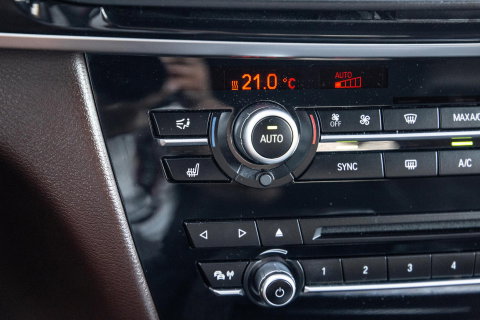 BMW X5 xDrive35i High Executive M PAKKET / SOFT CLOSE / STOELVERWARMING / BRUIN LEER / PRACHTIG !!
