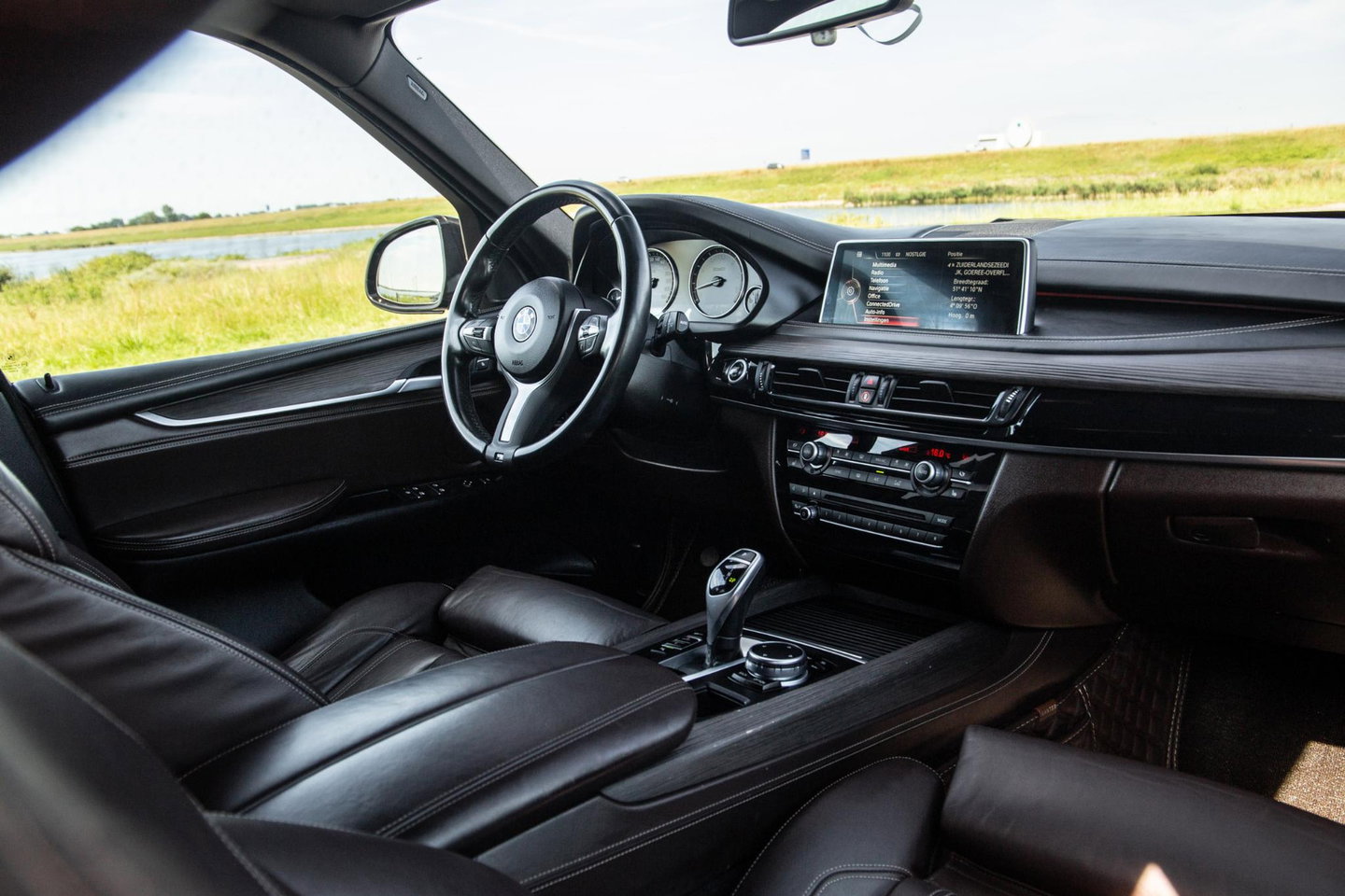 BMW X5 xDrive35i High Executive M PAKKET / SOFT CLOSE / STOELVERWARMING / BRUIN LEER / PRACHTIG !!
