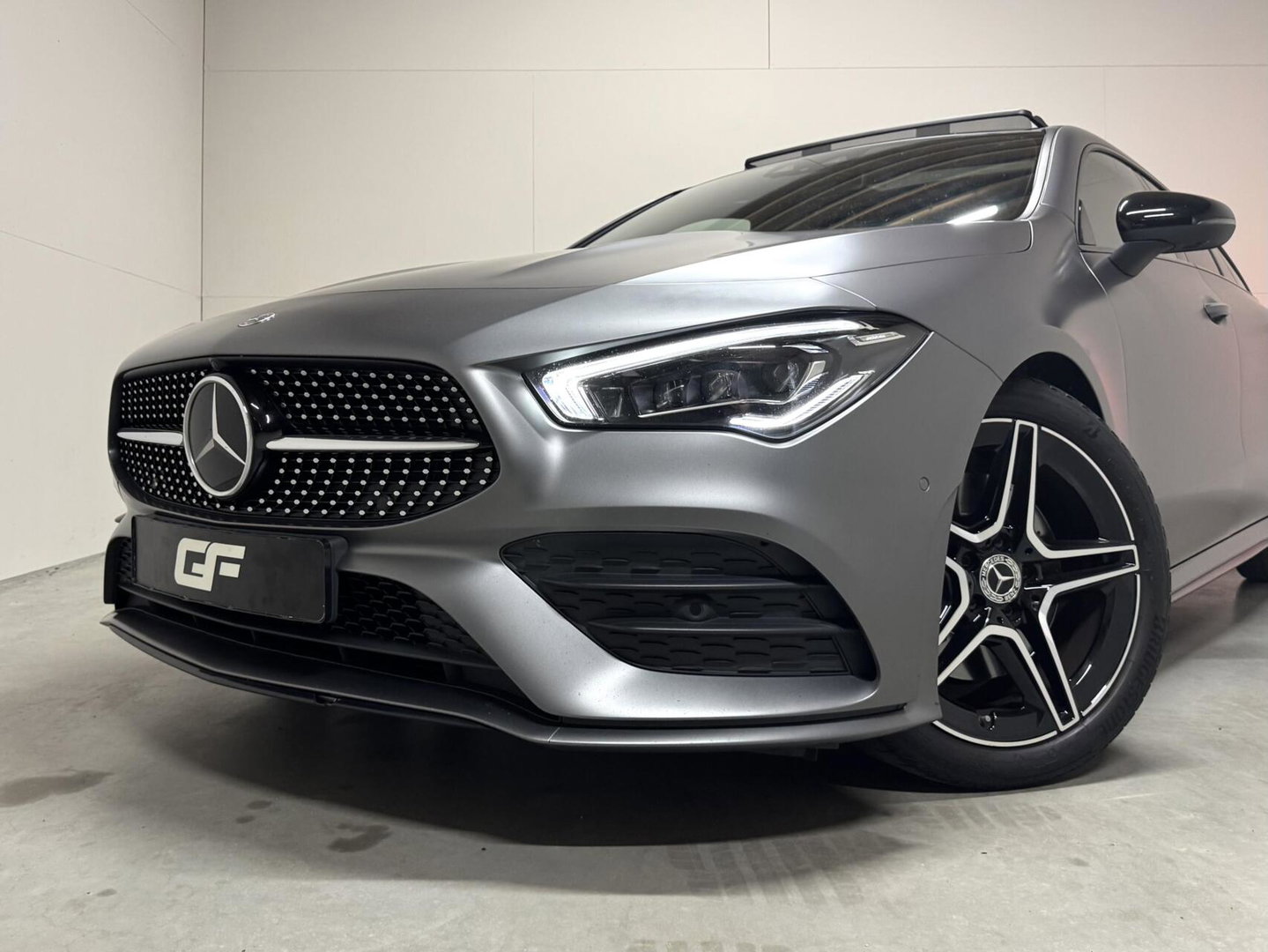 Mercedes-Benz CLA Shooting Brake 200 AMG Magno Grey Matt Pano 360°