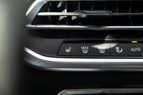 BMW X5 xDrive45e High Executive CARPLAY / CAMERA / DEALER ONDERHOUDEN / BRUIN LEER / STOELVERWARMING / TREKHAAK