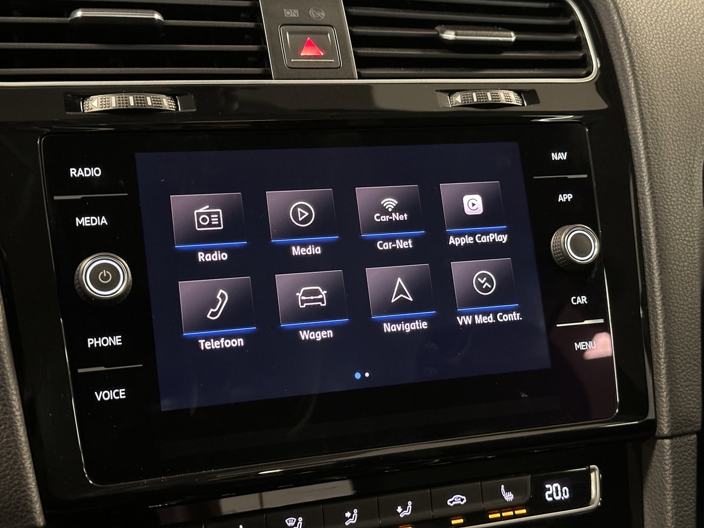 Volkswagen Golf 1.5 TSI Highline | Origineel Nederlands! | Adaptieve Cruise Control | Achteruitrijcamera | Apple Carplay | Parkeersensoren | Android Auto |