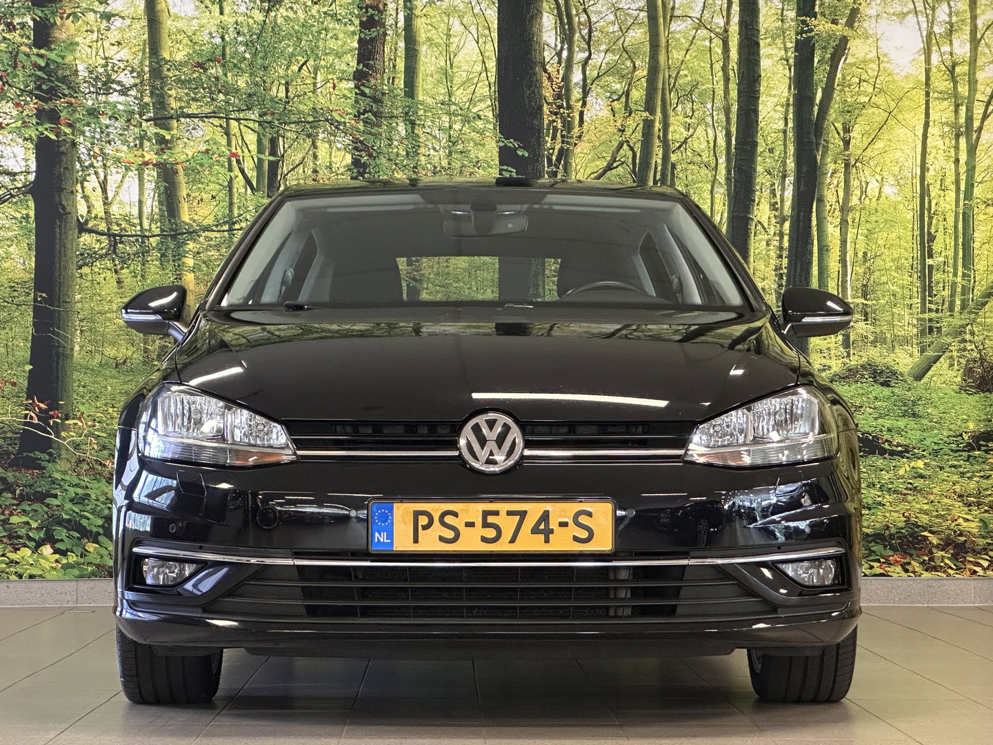 Volkswagen Golf 1.5 TSI Highline | Origineel Nederlands! | Adaptieve Cruise Control | Achteruitrijcamera | Apple Carplay | Parkeersensoren | Android Auto |