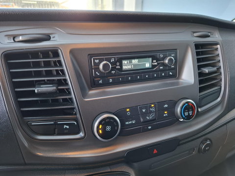 Ford Transit Custom 340 2.0 TDCI L1H1 Trend AIRCO / CRUISE CONTROLE / 3 ZITS / TREKHAAK / EURO 6