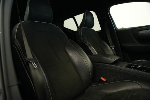 Volvo XC40 2.0 D3 R-Design Cruise/Climate 20''LM Harman&Kardon 24 Maanden garantie* (Vraag naar de voorwaarden)
