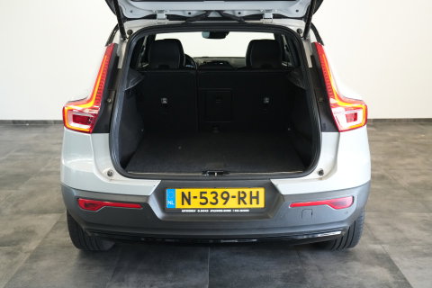 Volvo XC40 2.0 D3 R-Design Cruise/Climate 20''LM Harman&Kardon 24 Maanden garantie* (Vraag naar de voorwaarden)