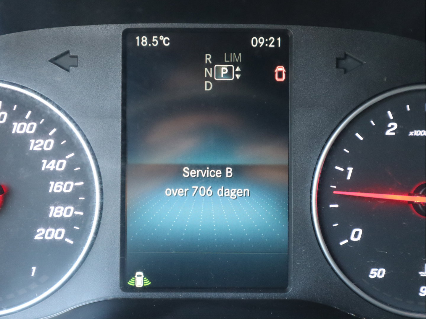 Mercedes-Benz Sprinter 319 CDI 3.0 V6 Euro 6 Automaat L2H2 - 3,5t KG Trekhaak - MBUX - LED