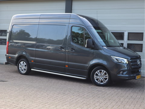 Mercedes-Benz Sprinter 319 CDI 3.0 V6 Euro 6 Automaat L2H2 - 3,5t KG Trekhaak - MBUX - LED